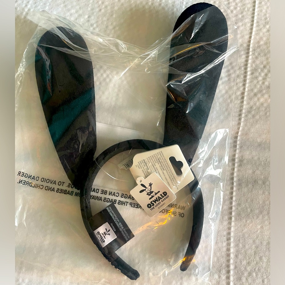Disney 100 Oswald ears NWT